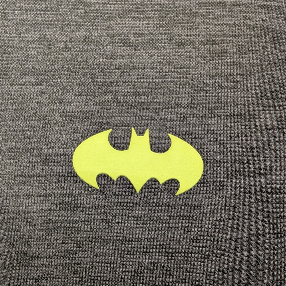 Batman DC Comic 1/4 Zip Pullover Small Gray Yellow Logo Sweater Activewear Retro - Picture 4 of 10